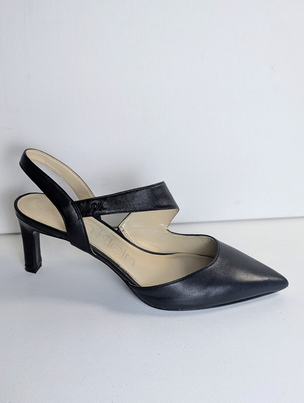 Calvin Klein Black Leather Slingback Pointed Toe Block Heel Pumps US 11 M EUC
